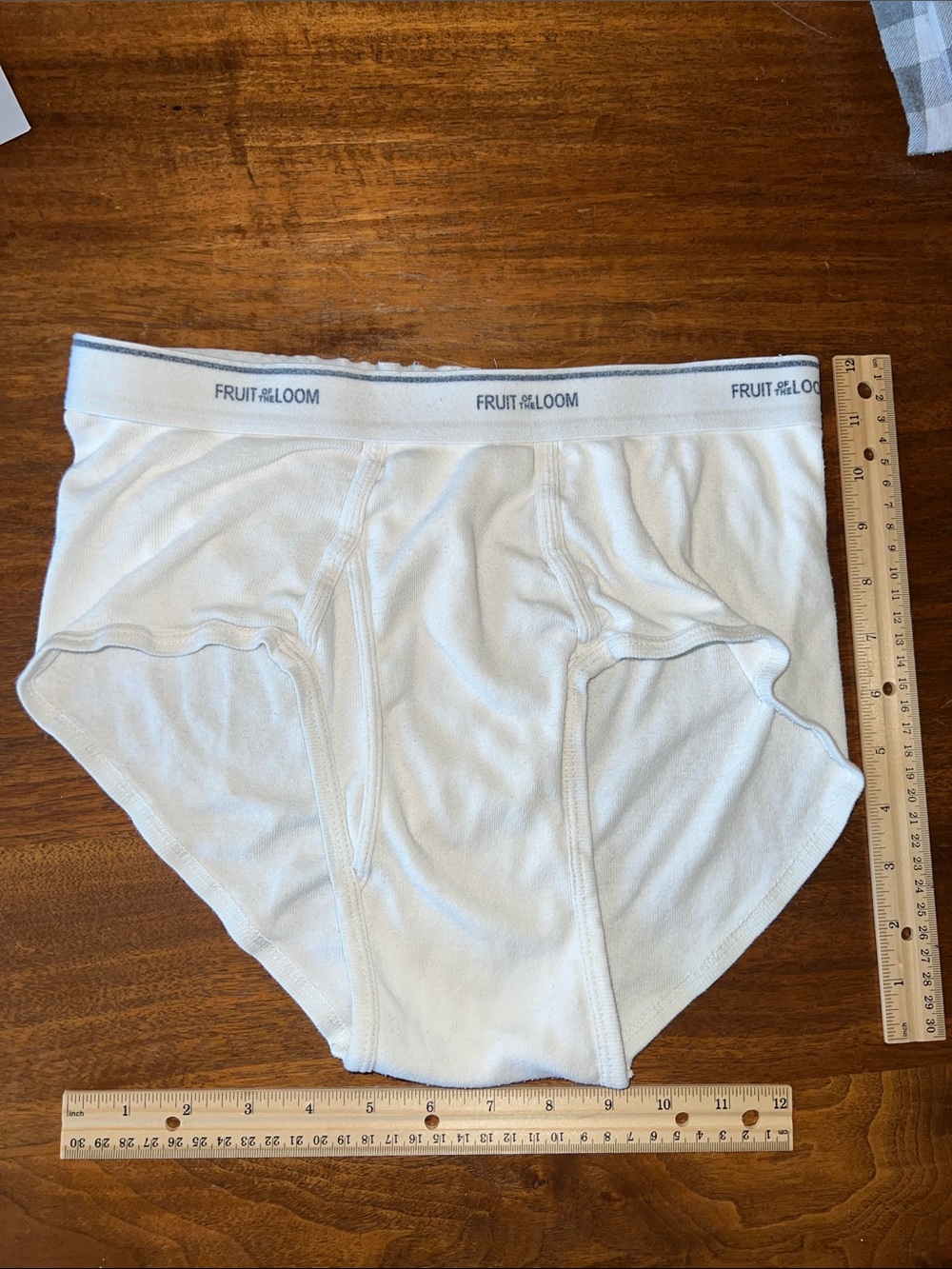Vintage Fruit of the Loom White Men's Classic Briefs with Logo Waistband